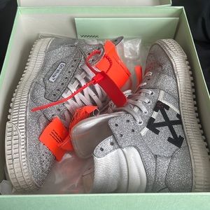 Off-white glitter 3.0 sneakers